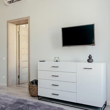 Apartament Lara Apartament 2 Lwów Zewnętrze zdjęcie