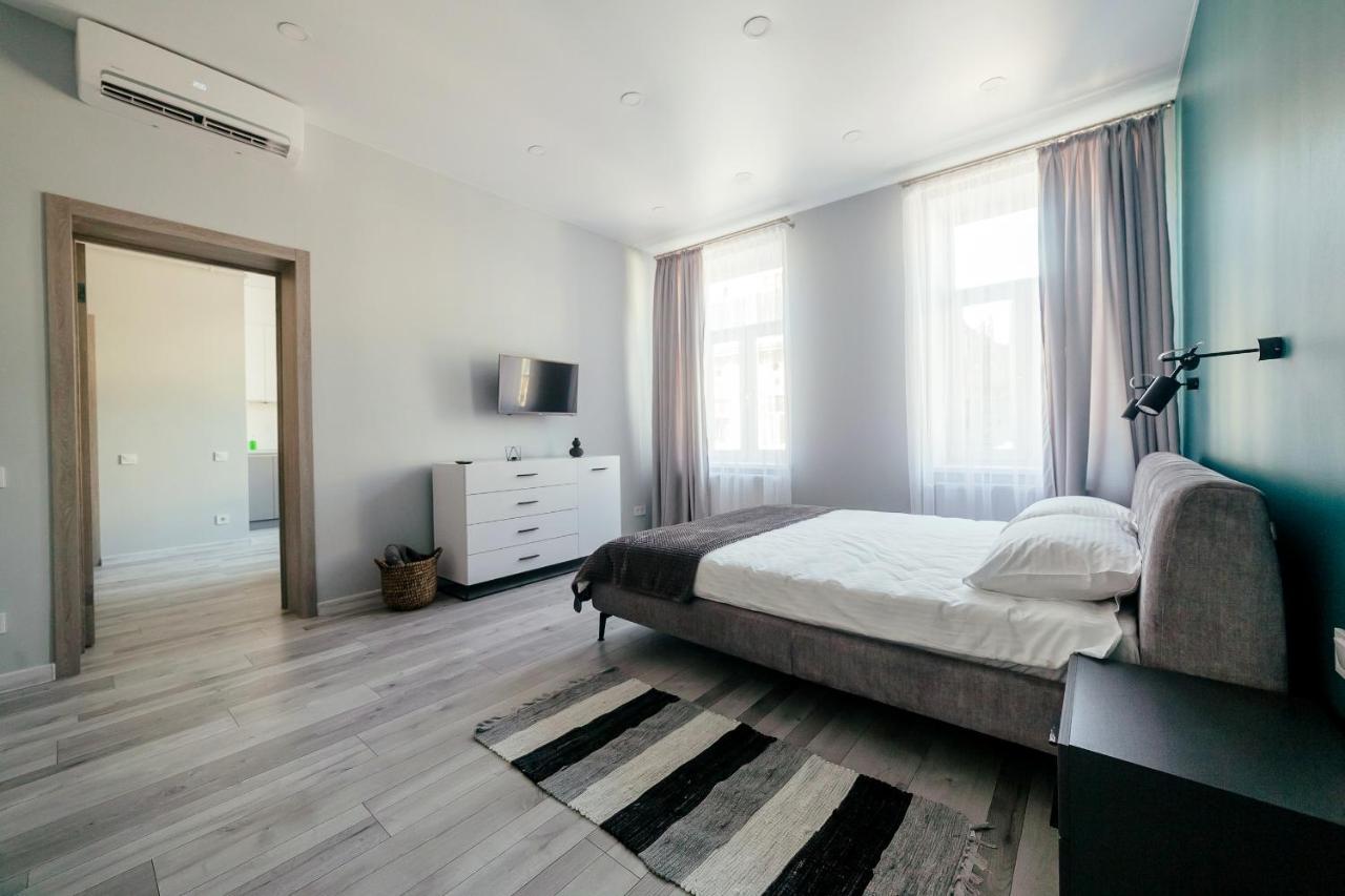 Apartament Lara Apartament 2 Lwów Zewnętrze zdjęcie