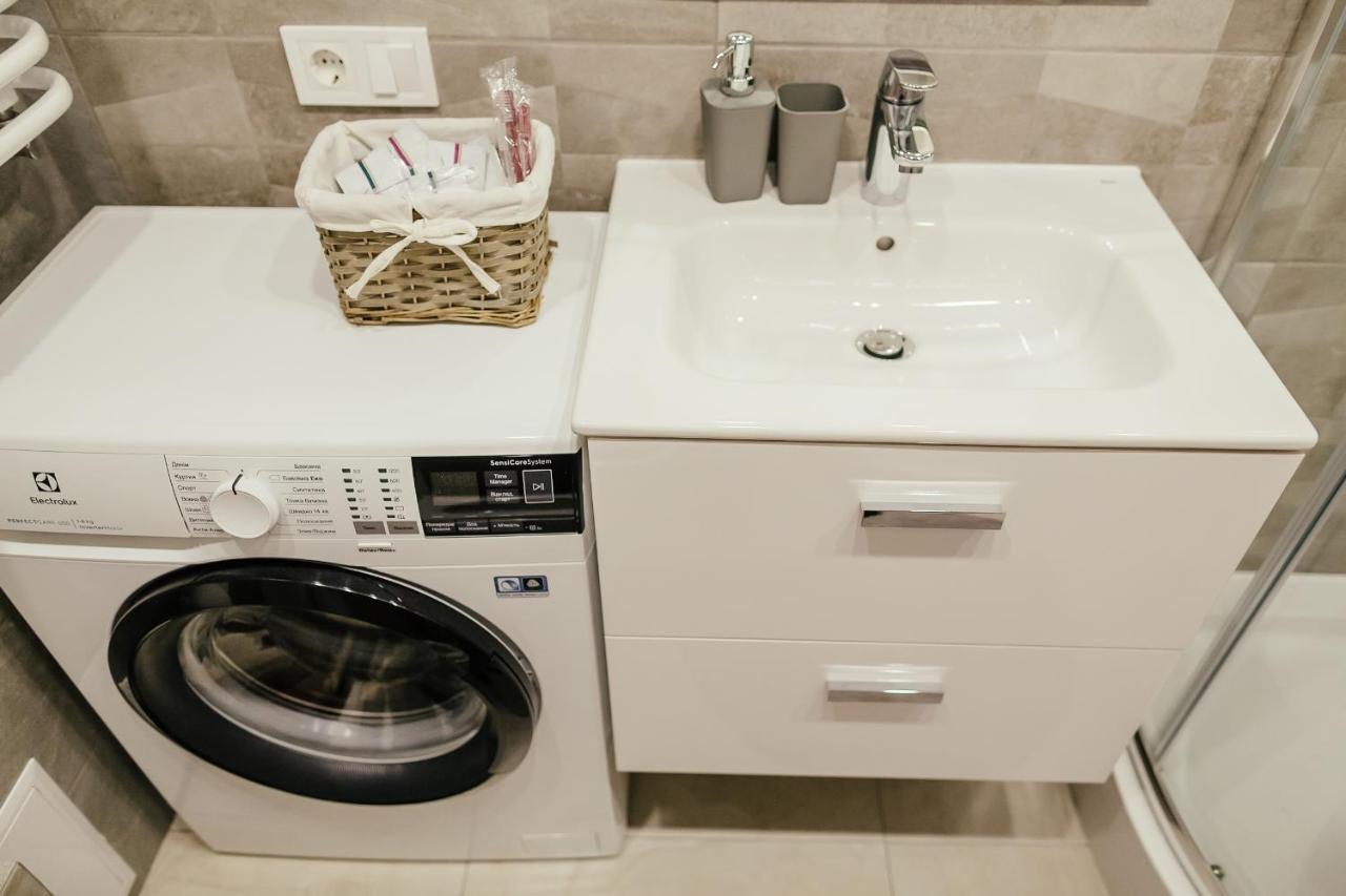 Apartament Lara Apartament 2 Lwów Zewnętrze zdjęcie